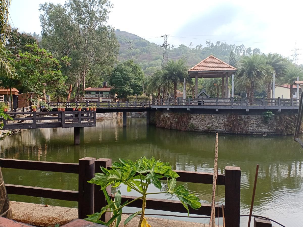 Mystica Resort Lonavala Exterior foto