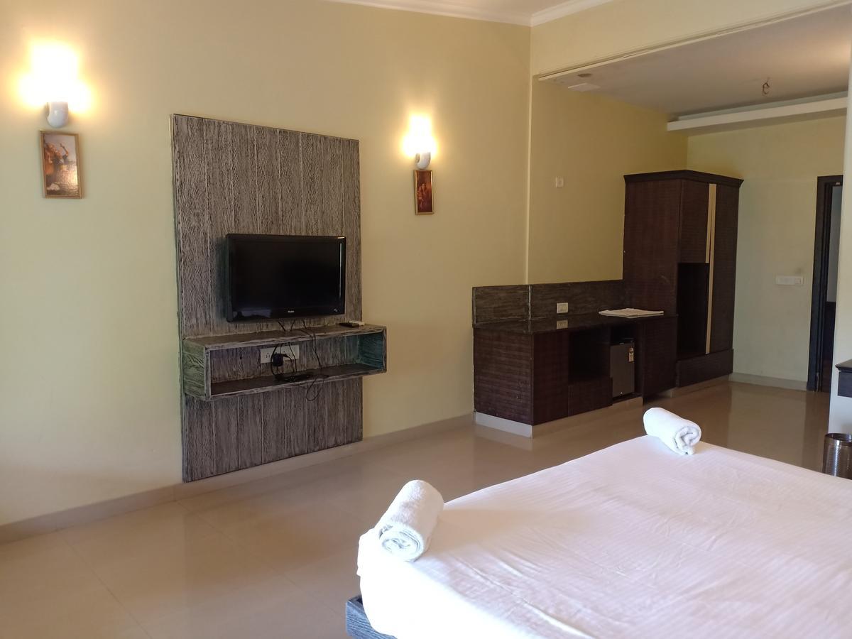 Mystica Resort Lonavala Exterior foto
